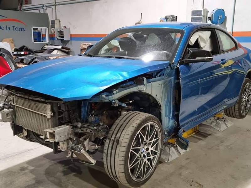 Reparación parte frontal de un BMW M2 Performance 2