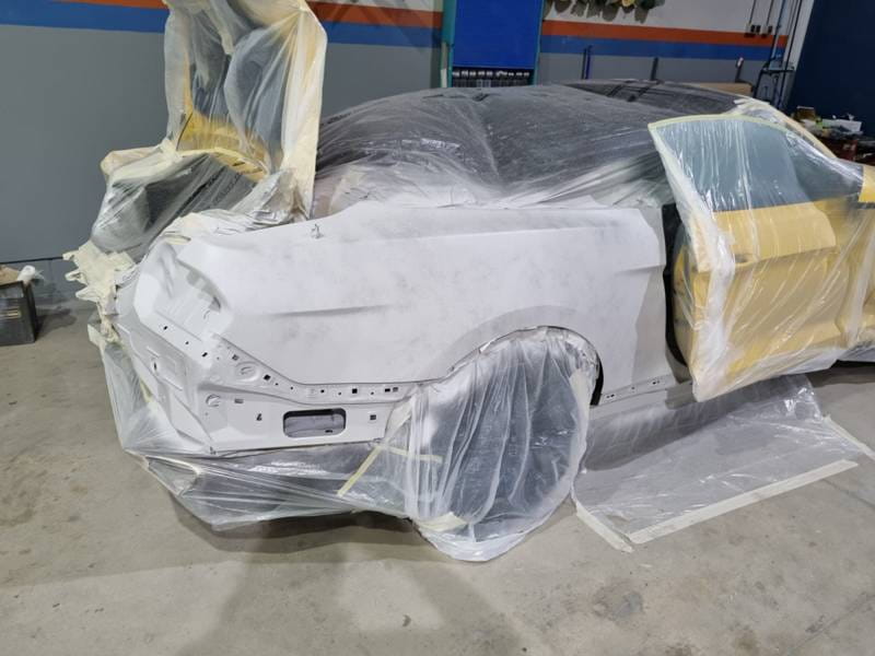 Reparación costado lateral Ford Mustang 3