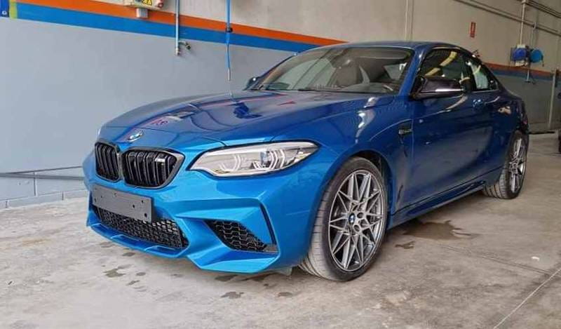 Reparación parte frontal de un BMW M2 Performance 4