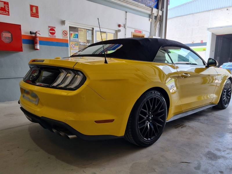 Reparación costado lateral Ford Mustang 5